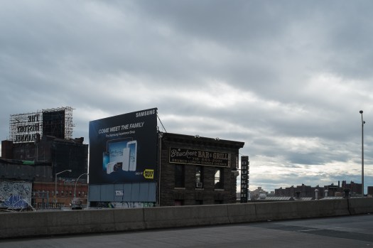 Bruckner Bar & Grill